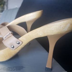 Size 40 (10) sandals